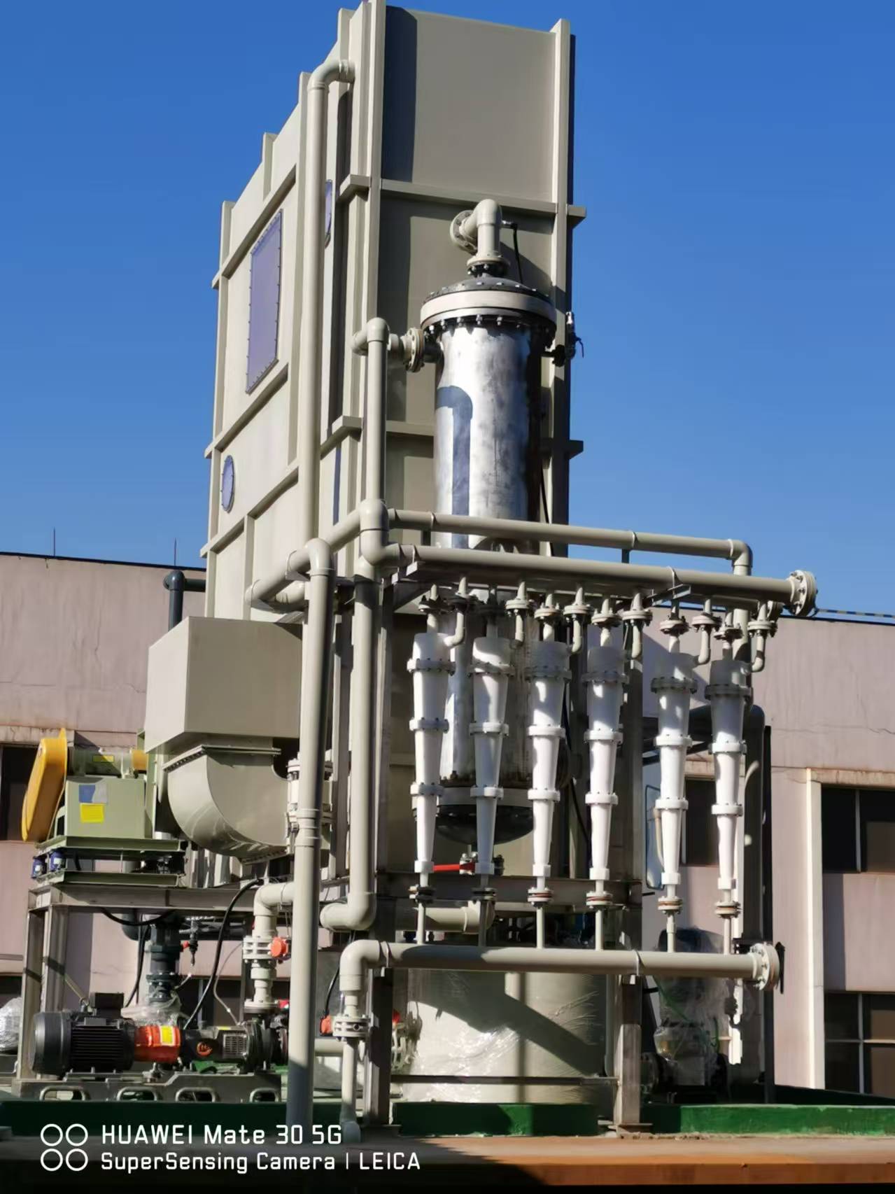 硝酸回收設(shè)備.jpg 硝酸回收設(shè)備.jpg